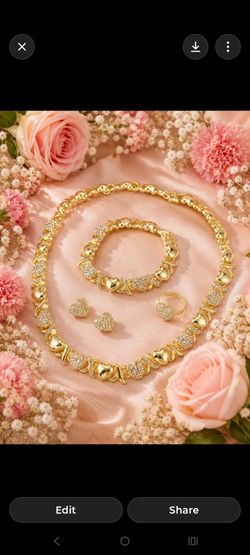 XOXO necklace Set