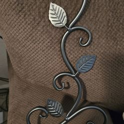 Wall or fence hooks hagngers