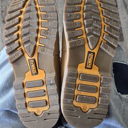 DeWalt steel toe boots 10.5m