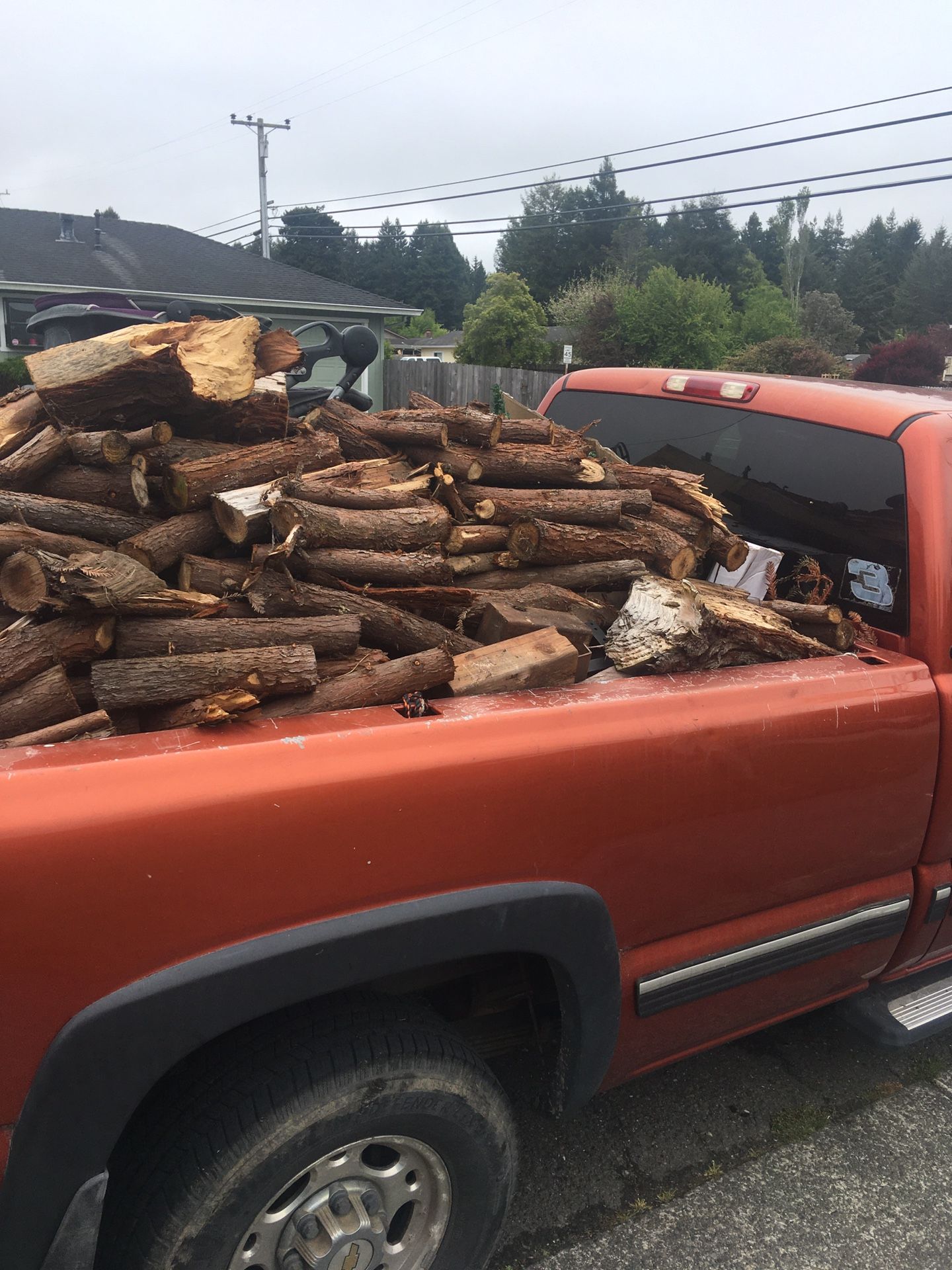 Seasoned Redwood Firewood