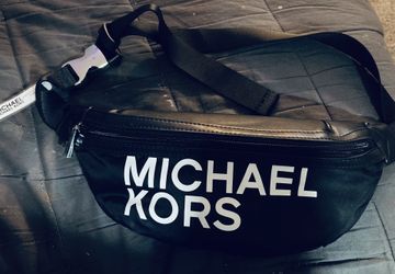 Brand New W Tags Michael Kors Belt Bag (Fanny Pack)
