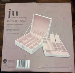Jewelry box