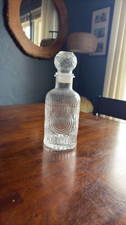 Glass Decanter-Style Bottle 