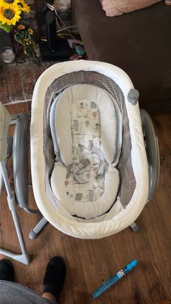 Baby swing