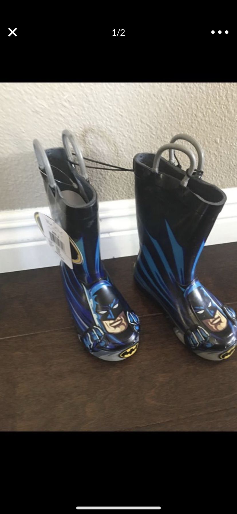 Batman little boys rain boots black and blue Size 7