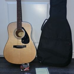 Yamaha F325D Acoustic Spruce Guitar 