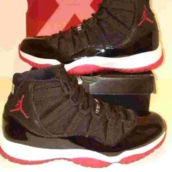 AIR JORDAN RETRO BRED 11 SIZE 11