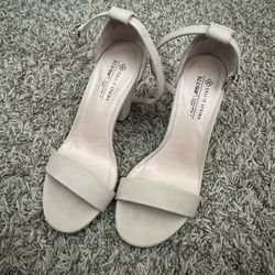 Tan Heels 