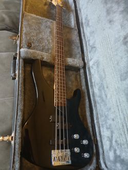 Washburn bass