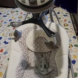Graco infant swing