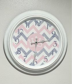 Rustic look clock