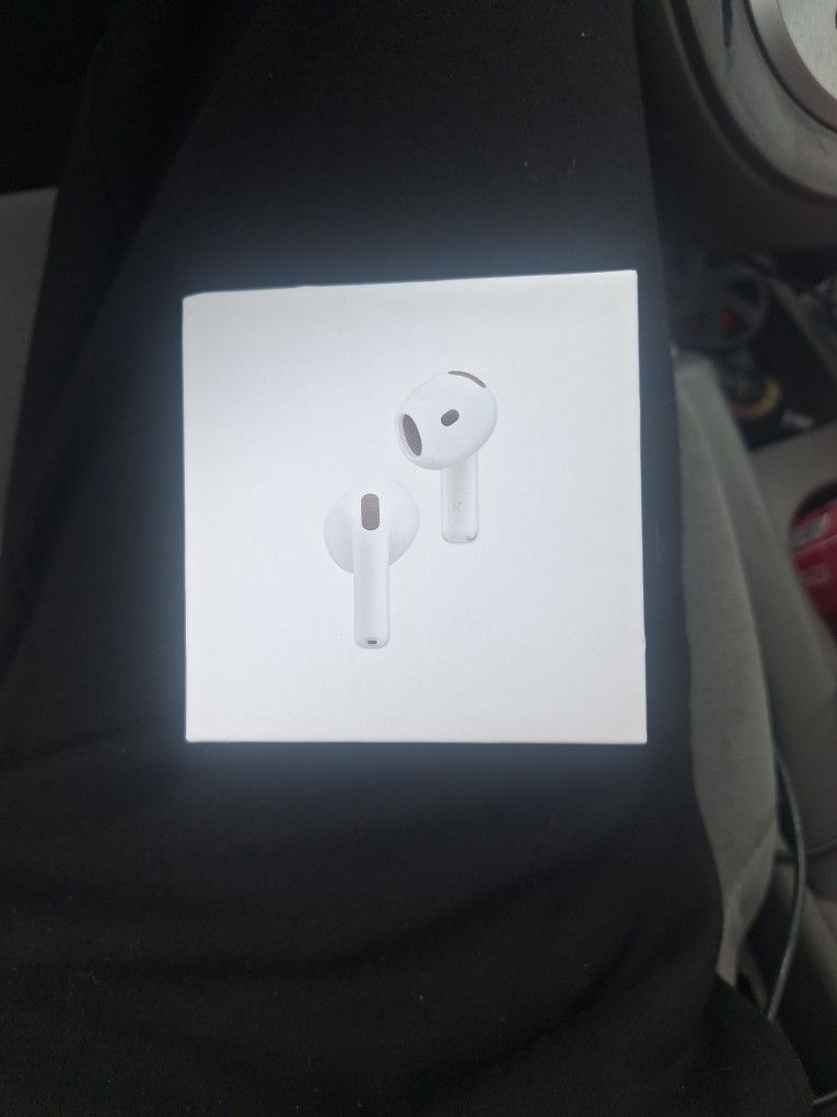 Apple AirPods 4 With Active Noise Cancelation