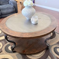 Living Room Table Set , 1 Large Table  And   2 Medium Table 