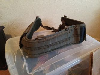 MILITARY COMBAT TACTICAL BELT.$10