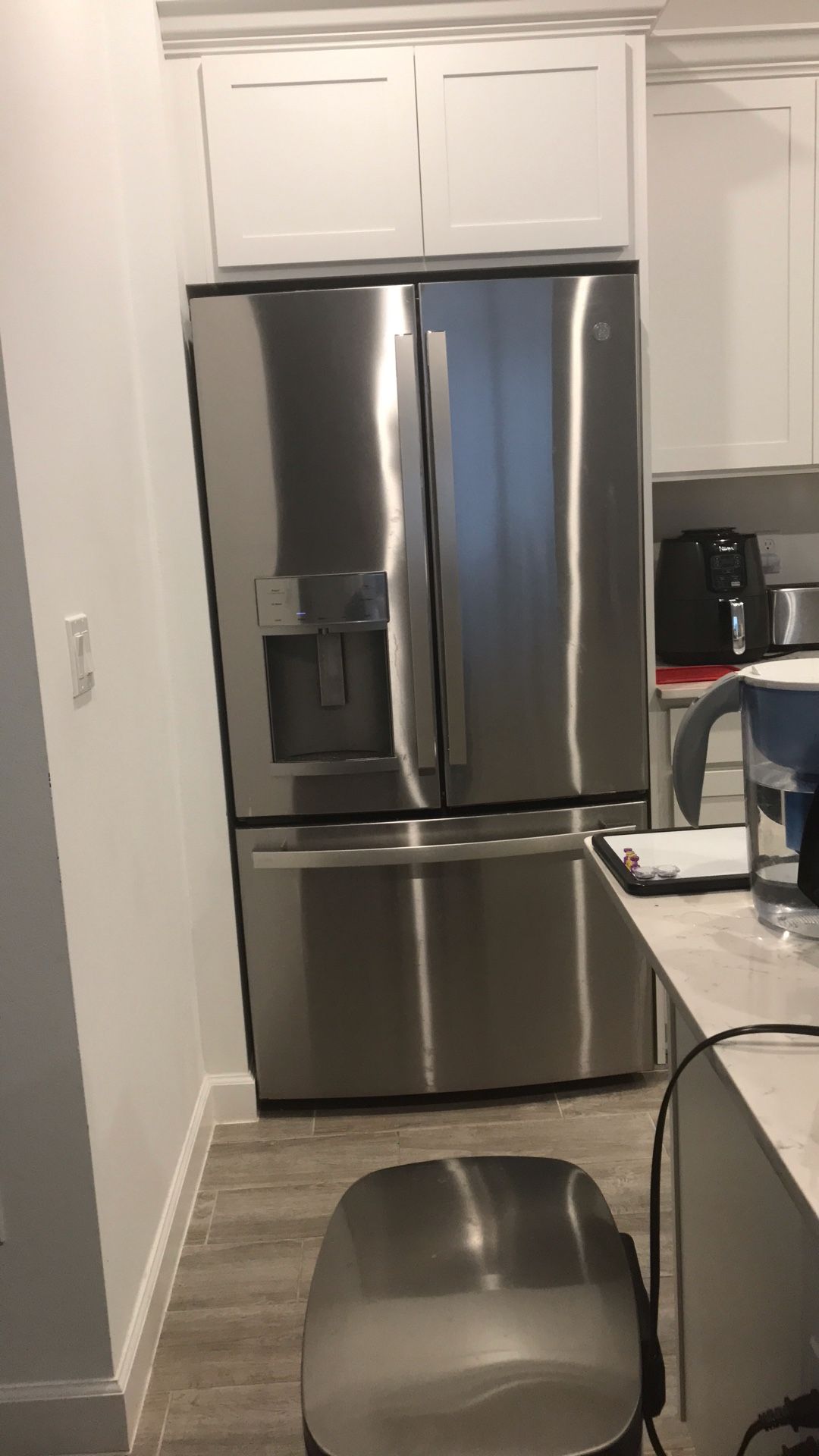 GE Freezer On Bottom. 