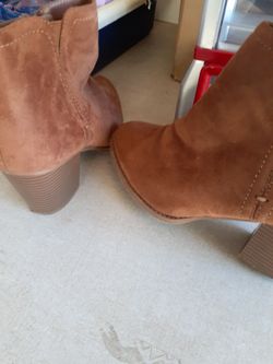 Ankle Boots Woman Size 7.5 