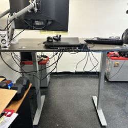 Electric Adjustable Height Desk