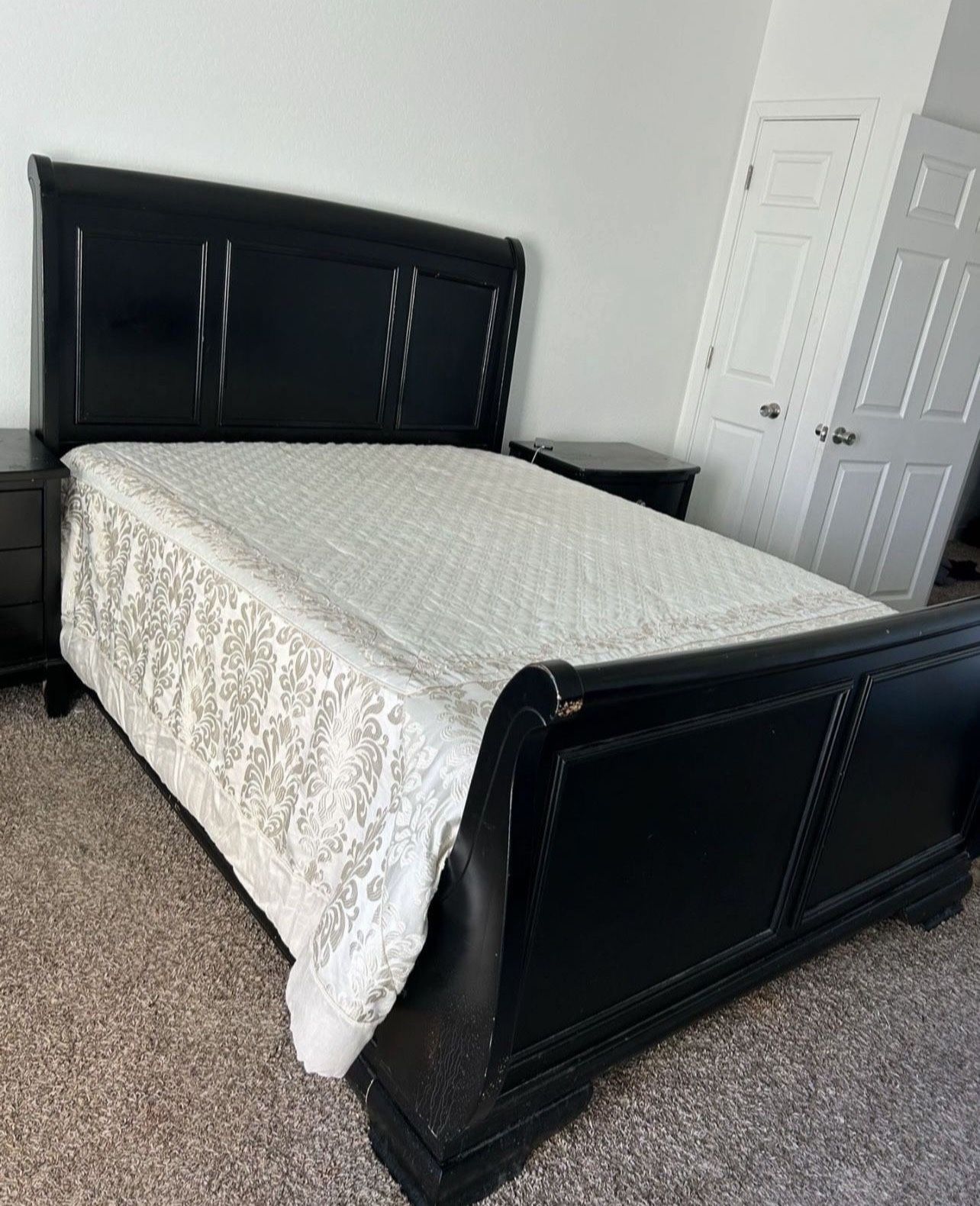 Queen Bedroom Set 