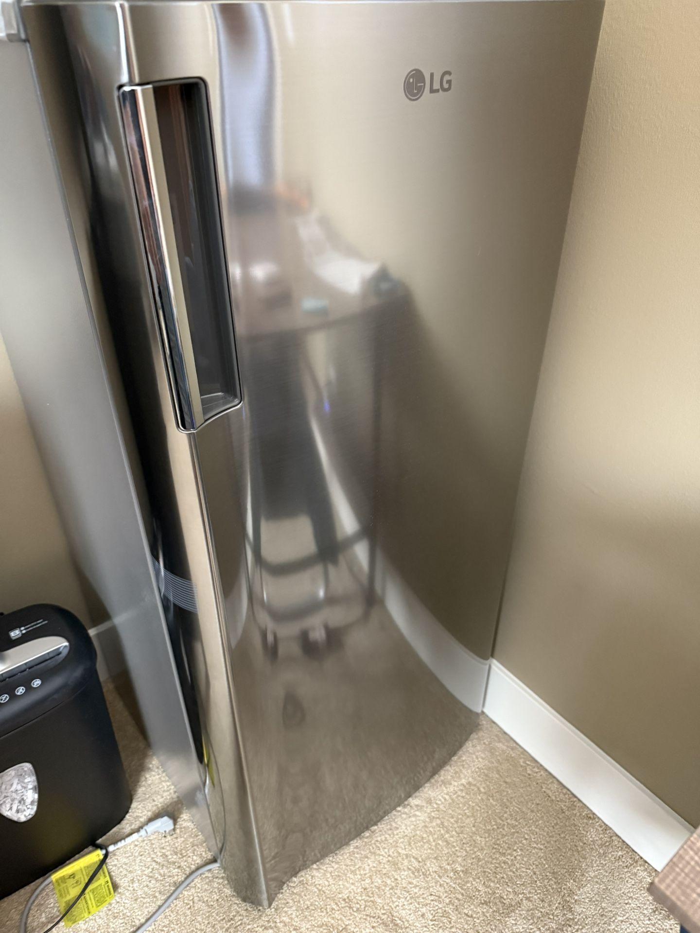 6 cu.ft Refrigerator