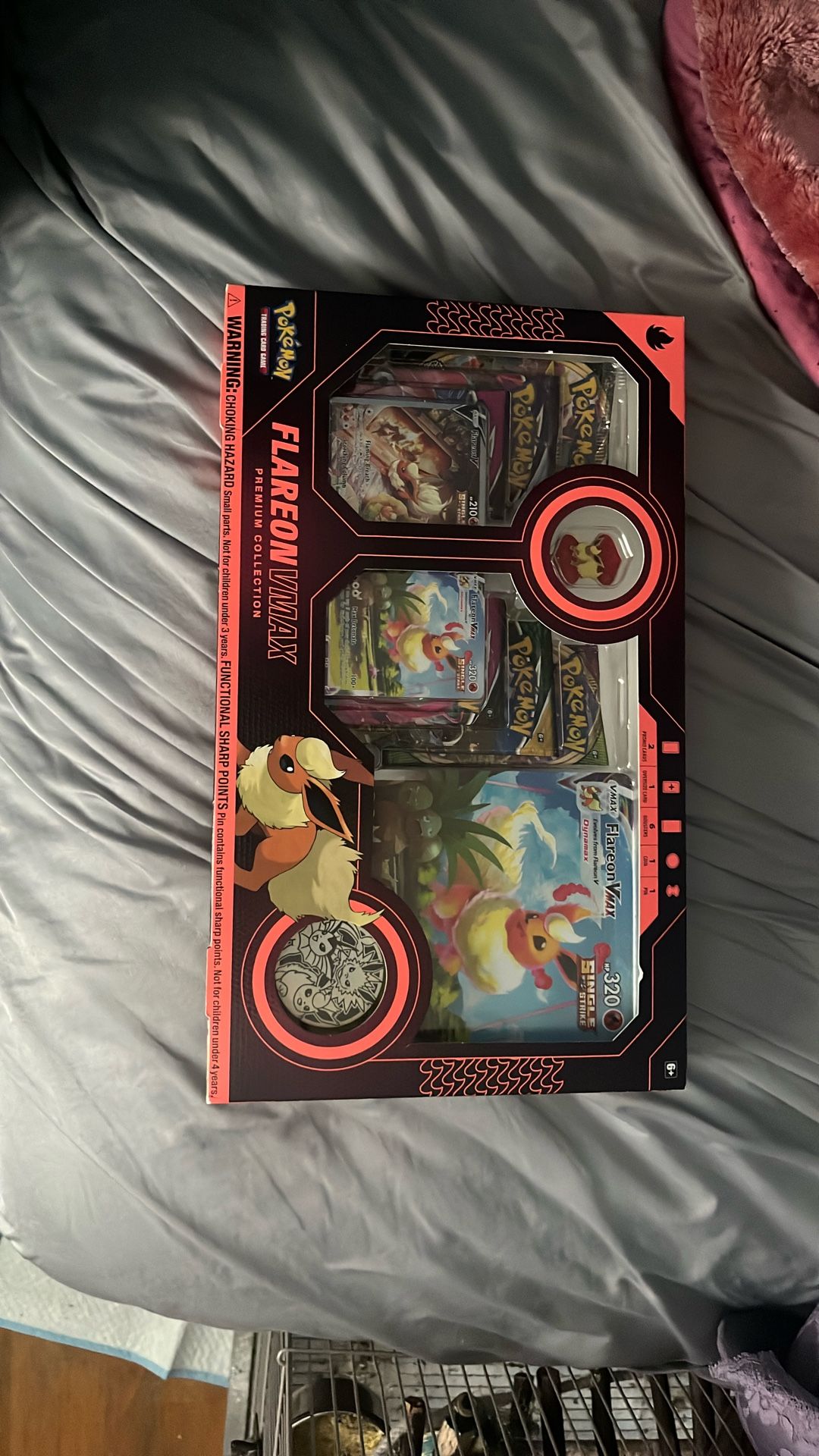 Flareon VMAX Premium Collection