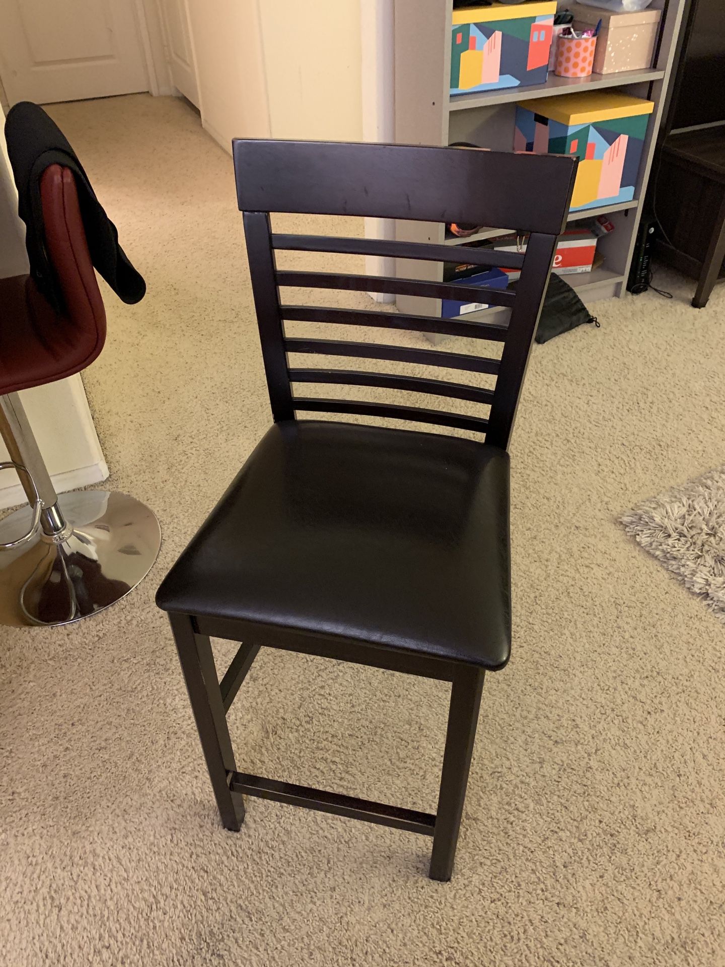 A bar stool, in excellent condition, Size 38 inches x 17 inches x 17 inches, Now for Only $20!