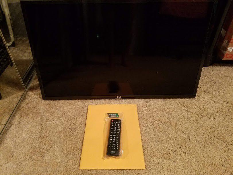 32 inch lg tv $20 No Stand,Has Manual
