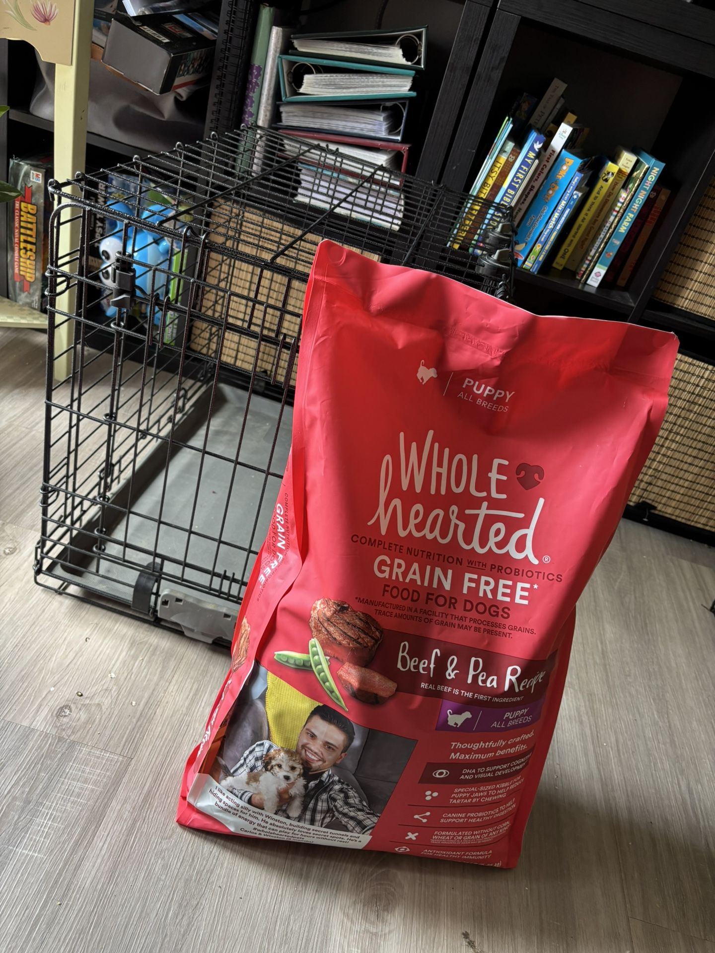 Small Dog Cage And Puppy Food