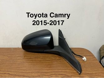 2015-2017 Toyota Camry side mirror OEM