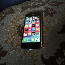 Fully Unlocked Apple iPhone 5