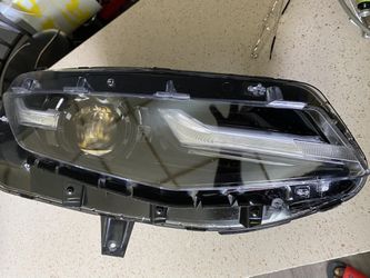 2019-22 Chevy Camaro 1LT  Passenger Headlights  Thumbnail