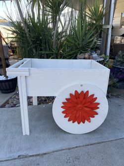 Wooden Wagon Planter 
