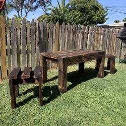 Handmade Rustic Coffee Table With 2 Stools