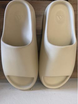 Yeezy Slide 'Bone' SIZE 11US