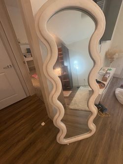 Abstract mirror