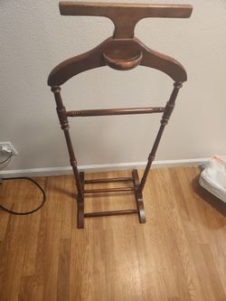 vintage gentlemen butler suit holder