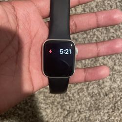 Apple Watch SE