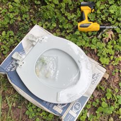New Commode Lid