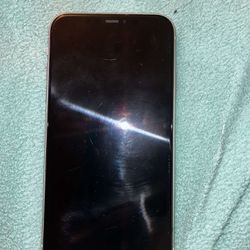 iphone 11 really good condition , no cracks , no issues 