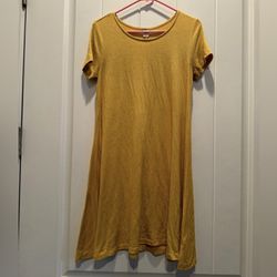 Old navy midi dress size small, color is yellow