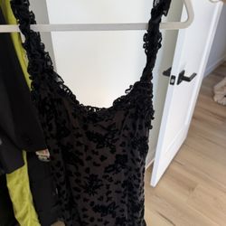 Realistion Dress Small