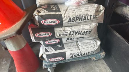 Asphalt repair mix