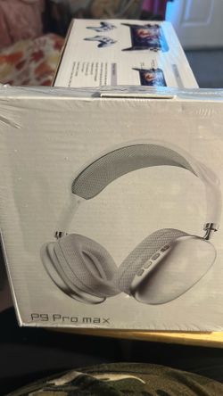 Ear phones new in box