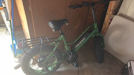 Pedego element electric fat tire equipped with rear cargo rack