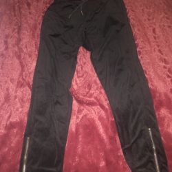 Soft Joggers With Zippers (Small)
