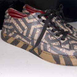 Gucci Shoes 