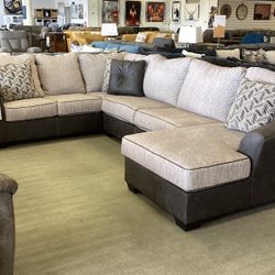 Bilgray 3pc Sectional with Chaise