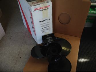 Mercury, MerCruiser, #48-16436 A45, 16x12p 3B RH Alum, Black Max Propeller  Includes Mercury Flo-Torq II hub kit 835257K 1 with this propeller