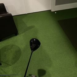 Men’s right handed Taylormade Stealth 2