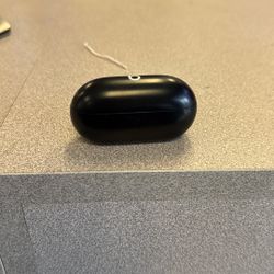 Beard Earbuds ‼️ASK FOR DIANA‼️