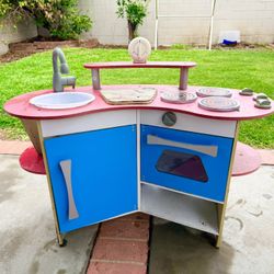 Kids Wood  Kitchen Cooking And Baking Play Station